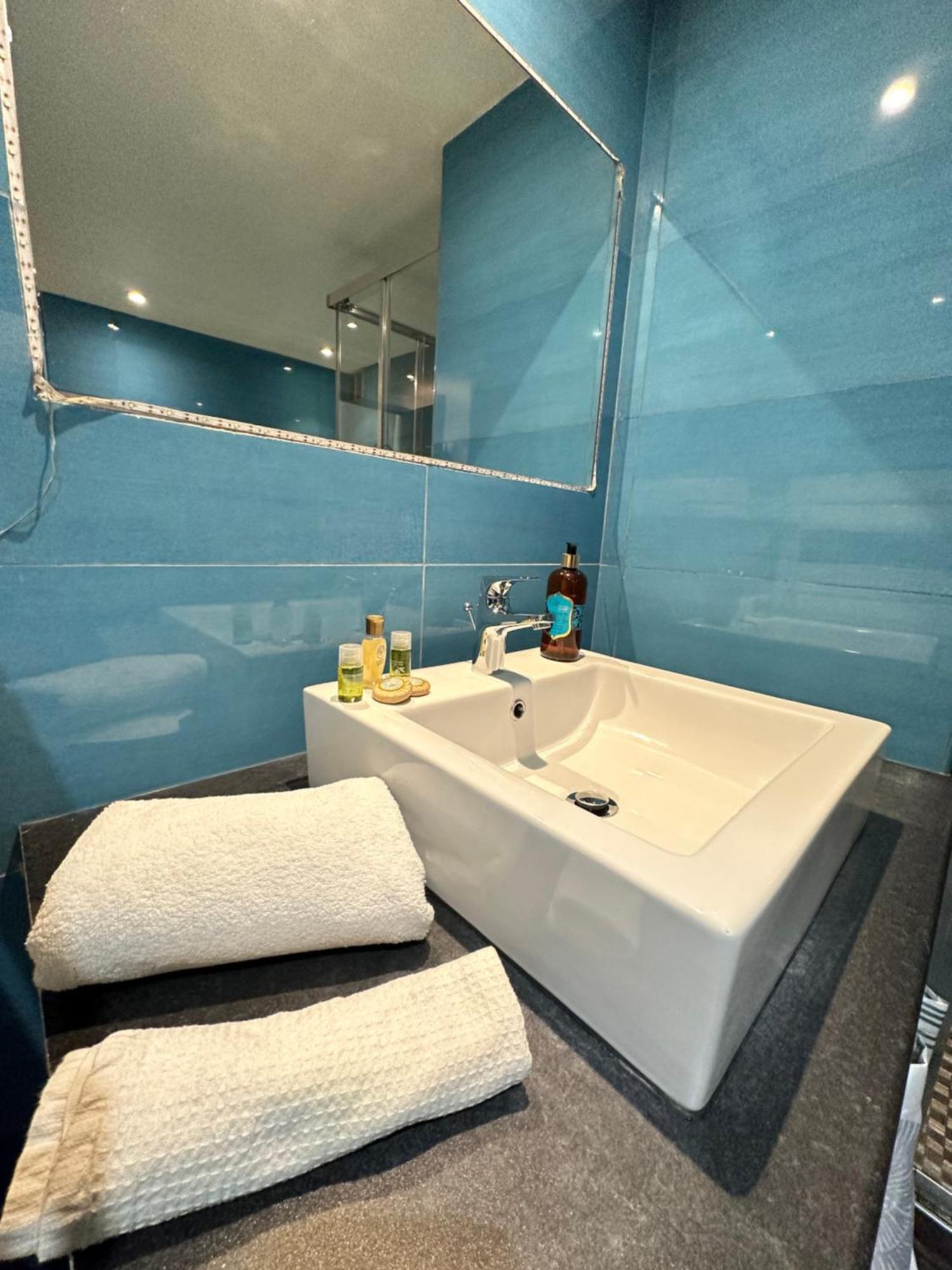 Appt lumineux et spacieux au cœur de Cannes Extérieur photo